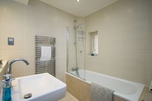 Photo 32- click for photo gallery